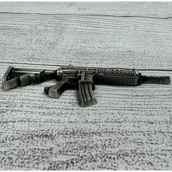 Las Vegas, Nevada AR-15 Rifle 4.5" Refrigerator Magnet - Picture 3 of 4